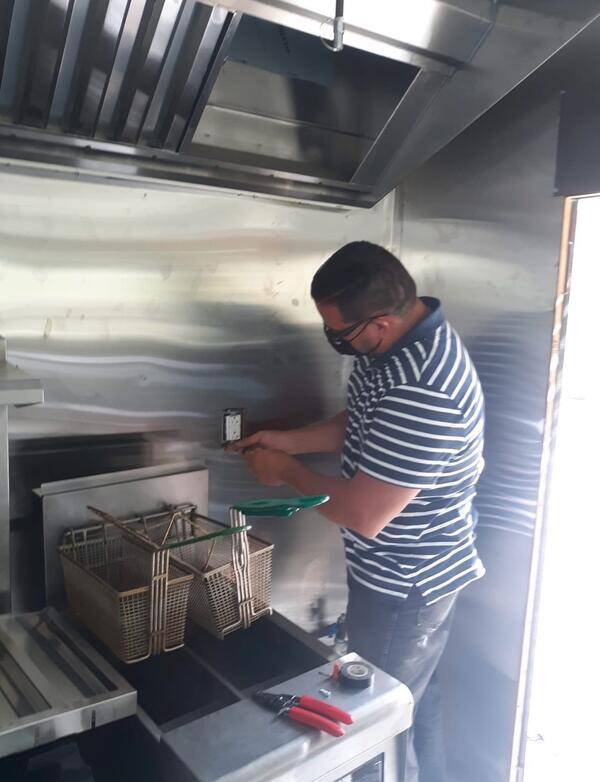 Eléctrico en cocina comercial